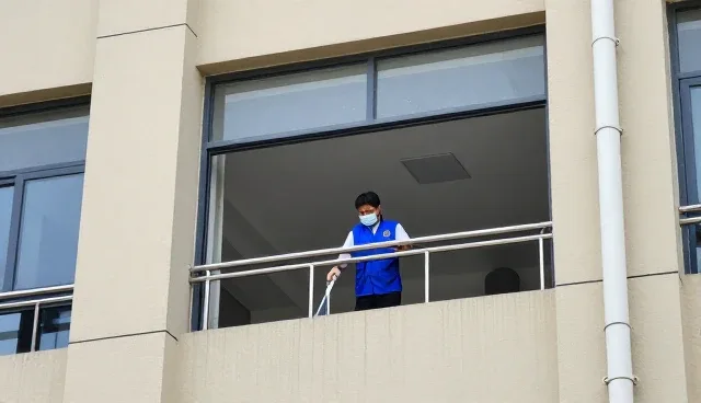 学校医院保洁服务如何应对日益增长的清洁需求